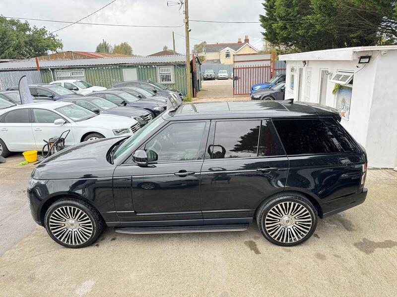 LAND ROVER RANGE ROVER
