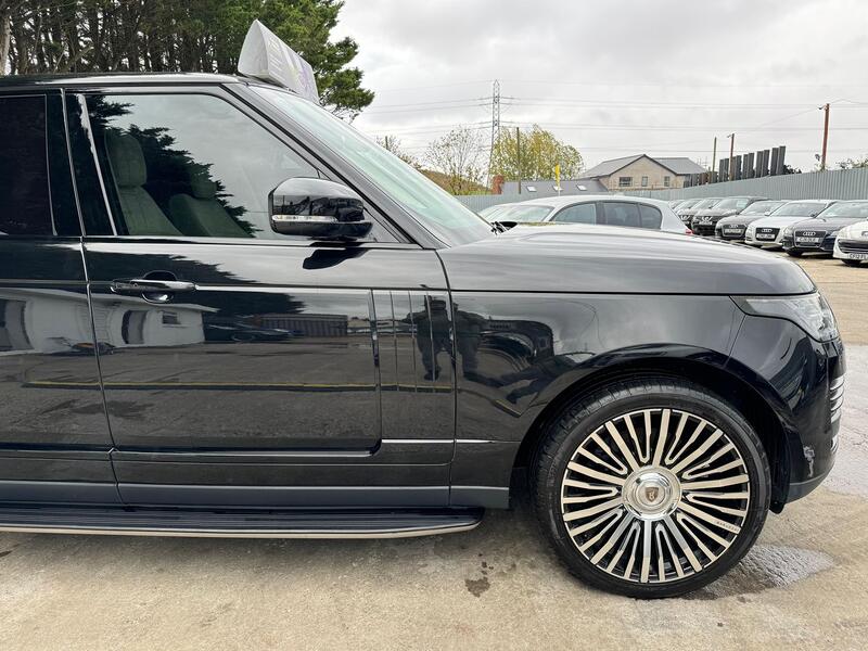 LAND ROVER RANGE ROVER