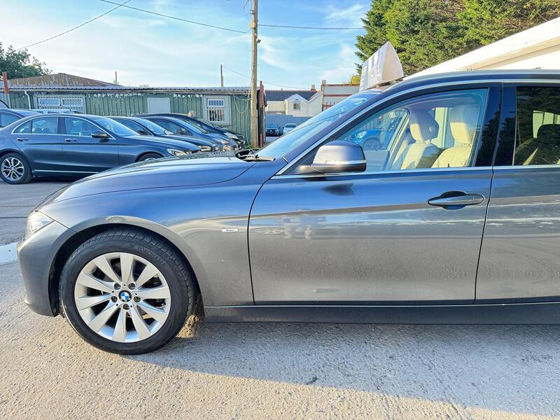 BMW 3 SERIES
