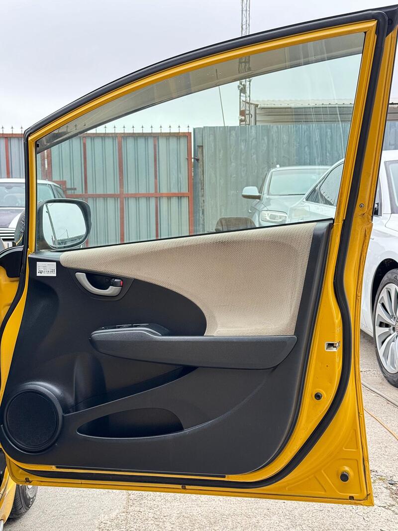 HONDA FIT
