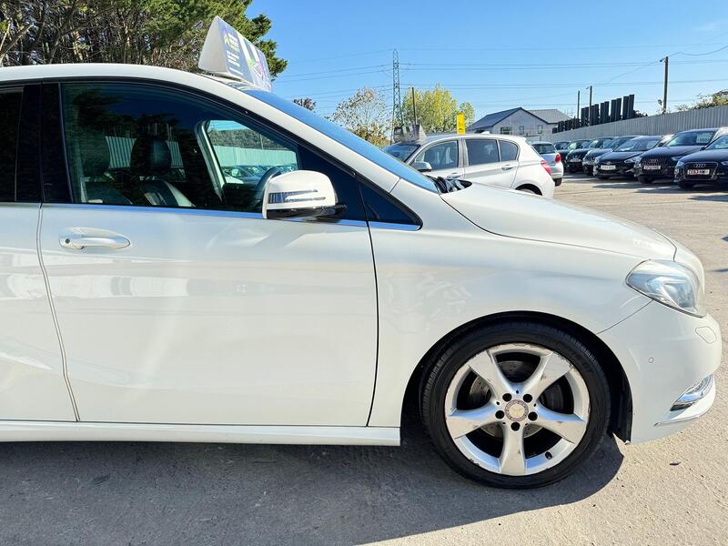 MERCEDES-BENZ B CLASS