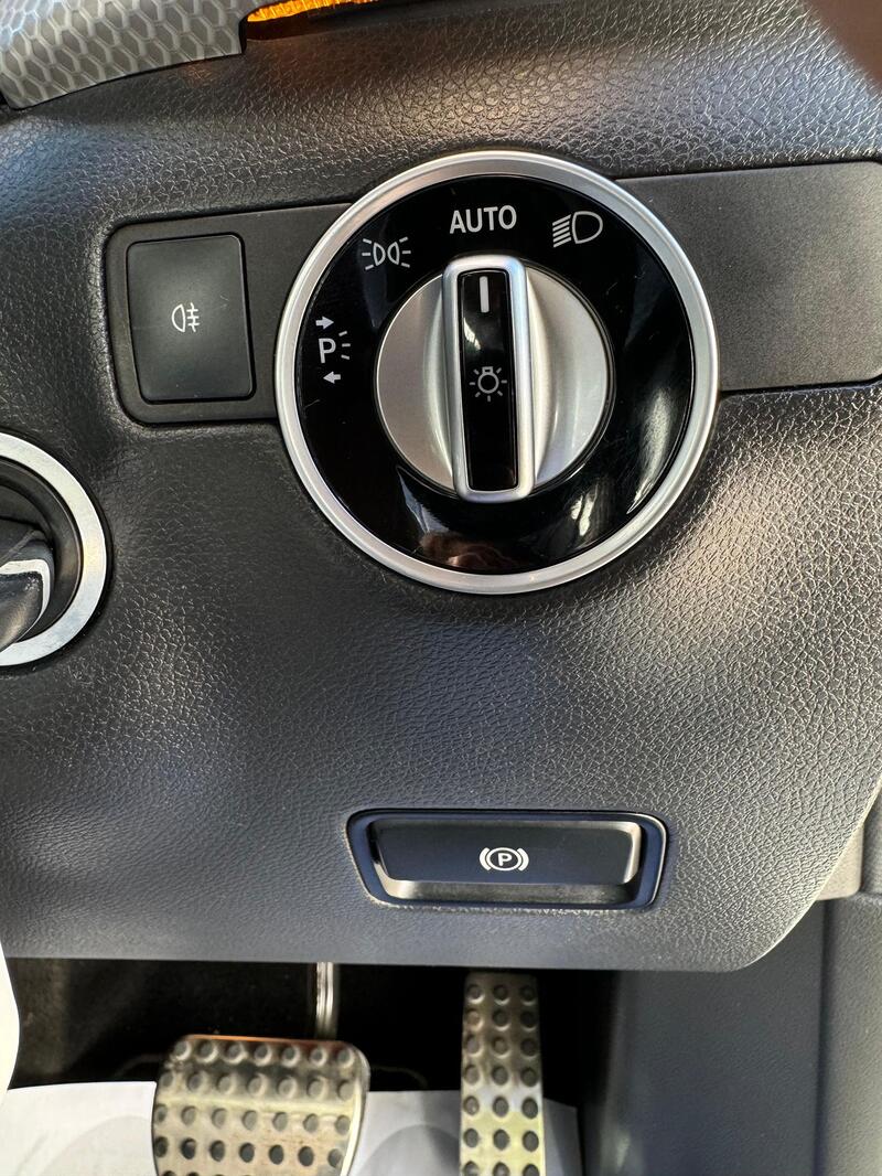 MERCEDES-BENZ B CLASS