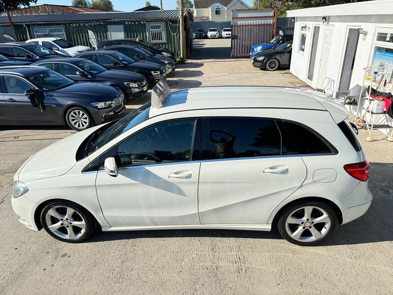 MERCEDES-BENZ B CLASS