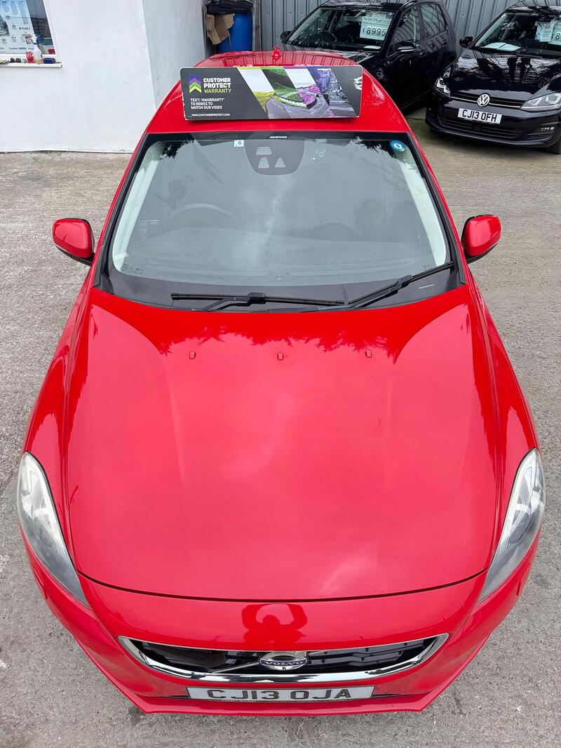 VOLVO V40