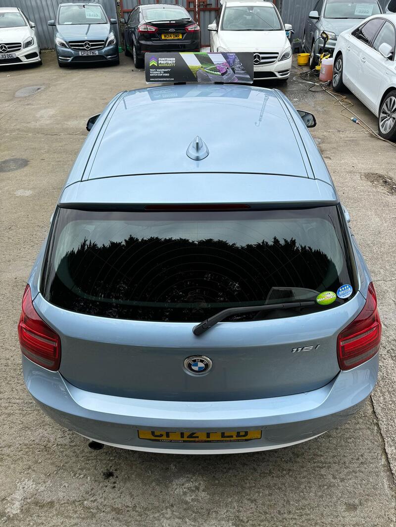 BMW 1 SERIES