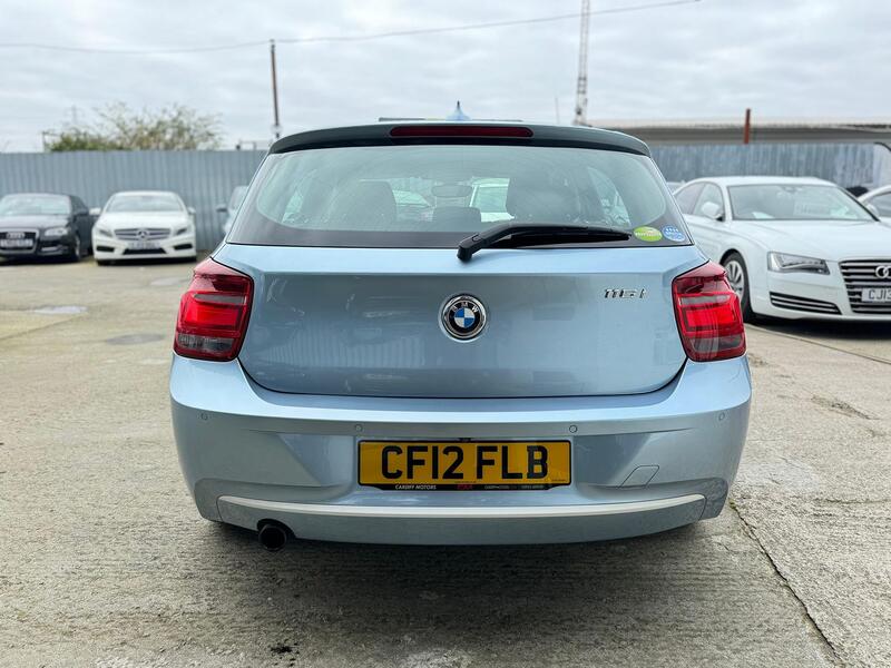 BMW 1 SERIES
