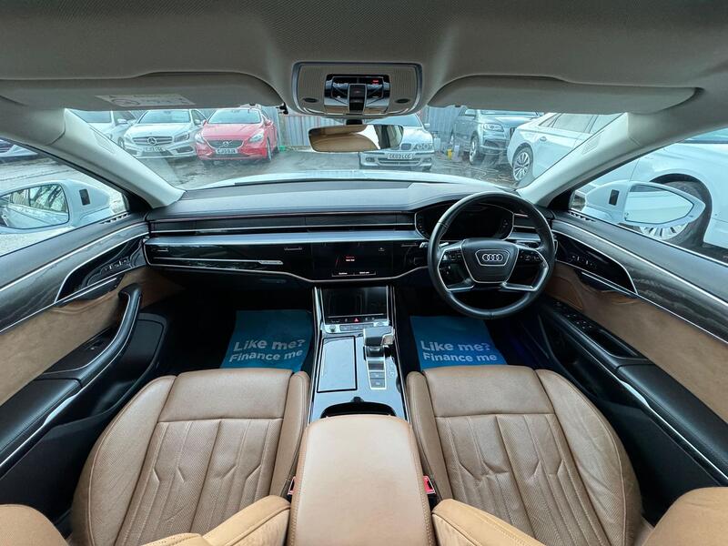 AUDI A8