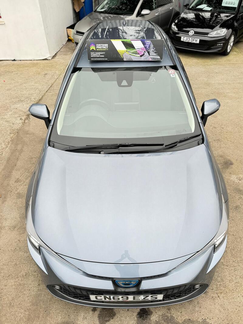 TOYOTA COROLLA