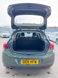 VAUXHALL ASTRA