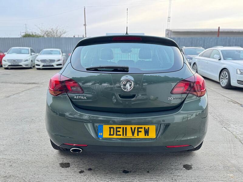 VAUXHALL ASTRA