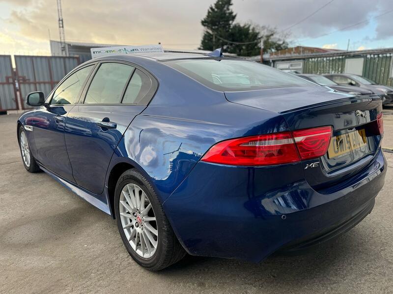 JAGUAR XE
