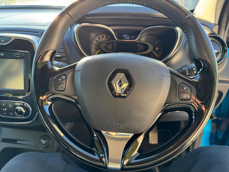 RENAULT CAPTUR
