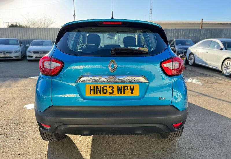 RENAULT CAPTUR