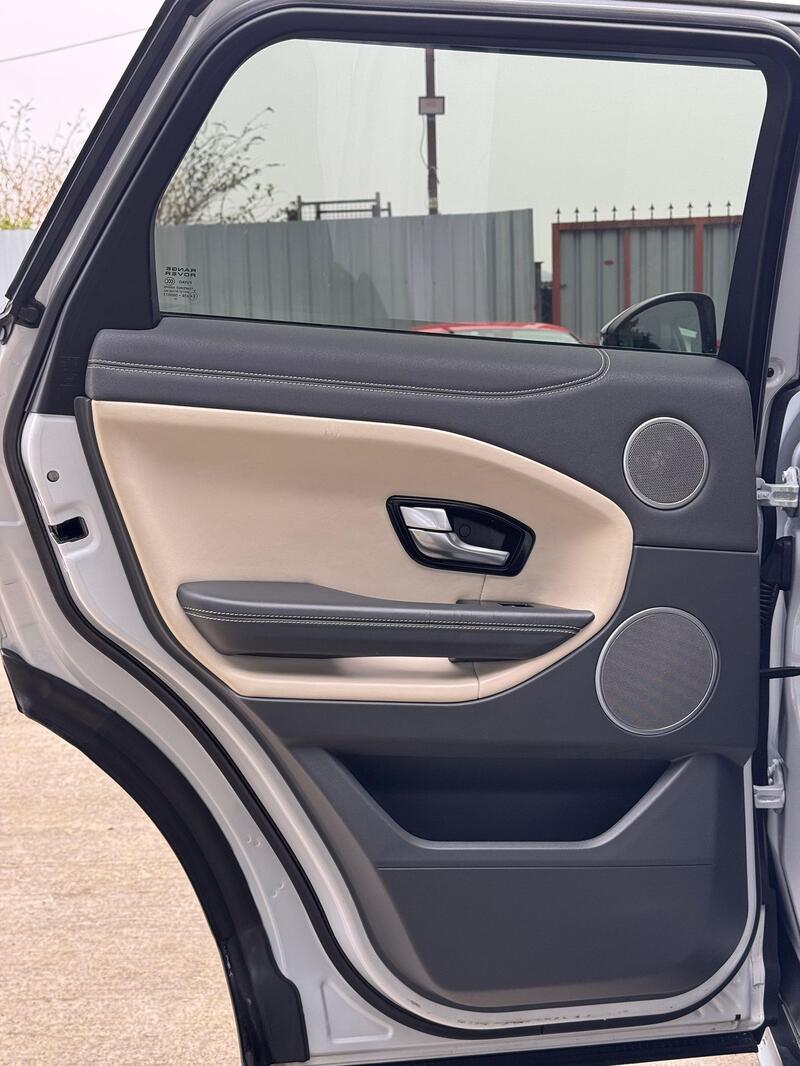 LAND ROVER RANGE ROVER EVOQUE