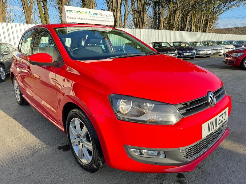 VOLKSWAGEN POLO