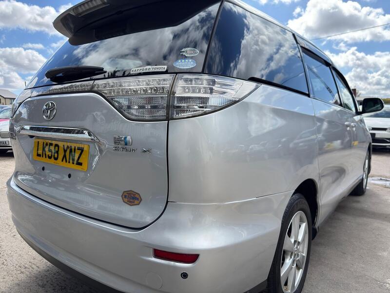 TOYOTA ESTIMA