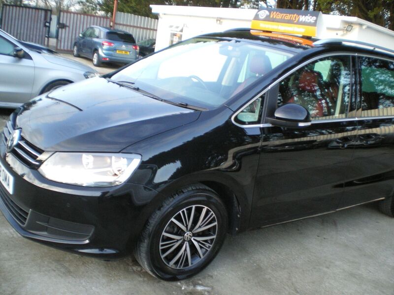 VOLKSWAGEN SHARAN
