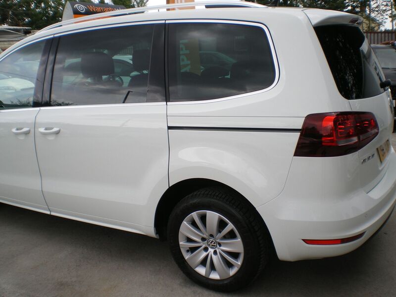 VOLKSWAGEN SHARAN
