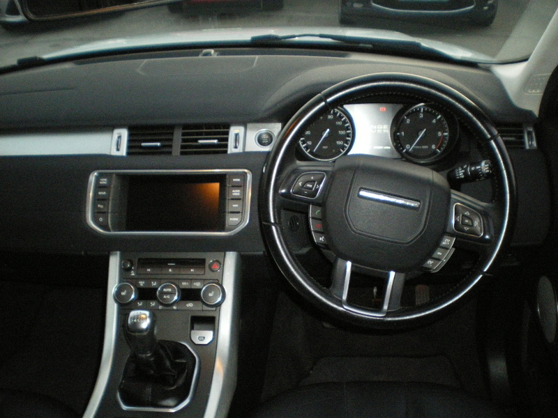 LAND ROVER RANGE ROVER EVOQUE