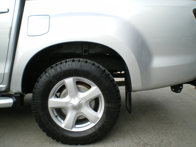 ISUZU D-MAX