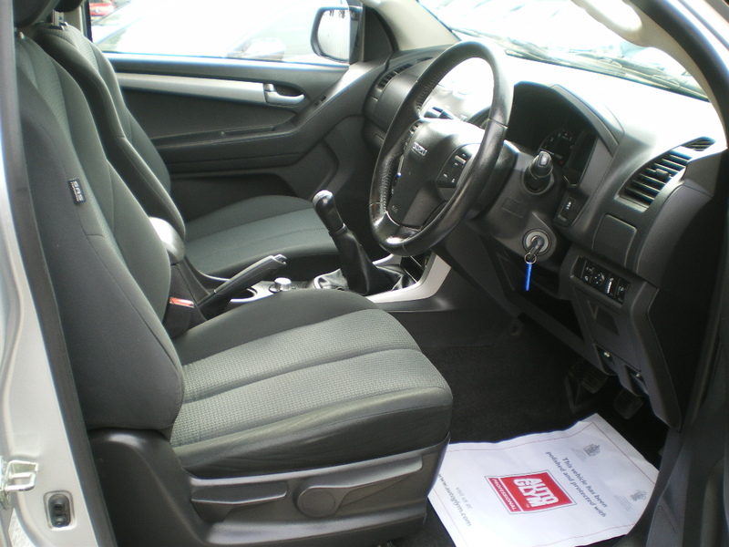 ISUZU D-MAX