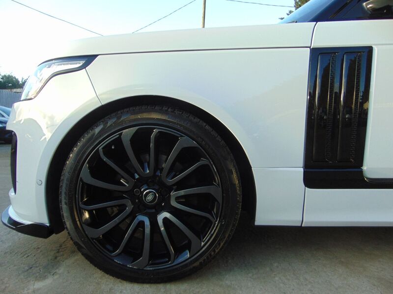 LAND ROVER RANGE ROVER