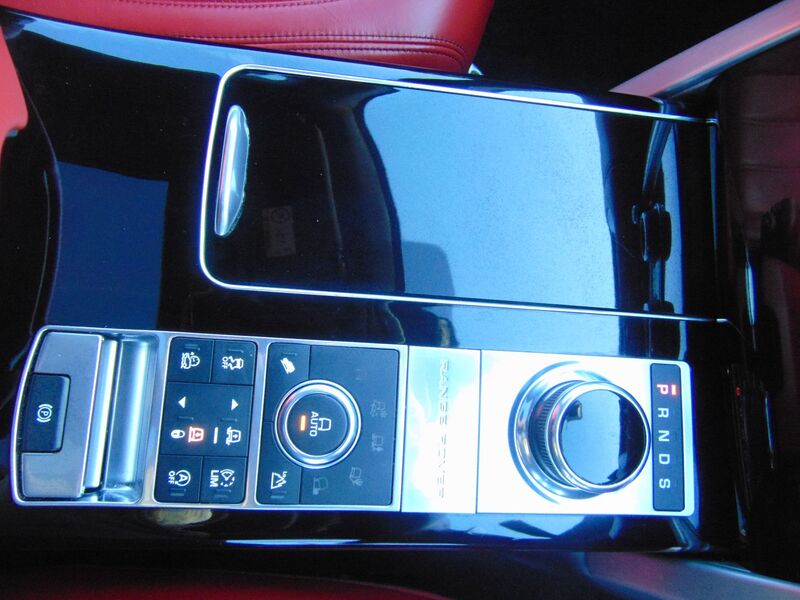 LAND ROVER RANGE ROVER