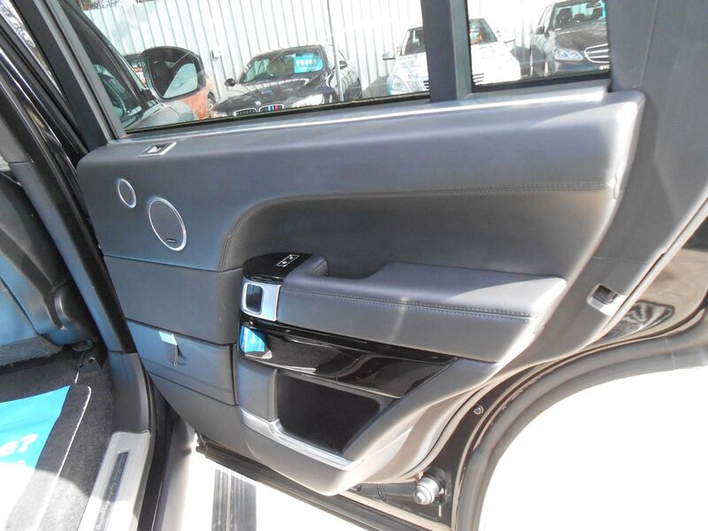 LAND ROVER RANGE ROVER