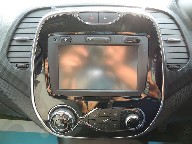 RENAULT CAPTUR
