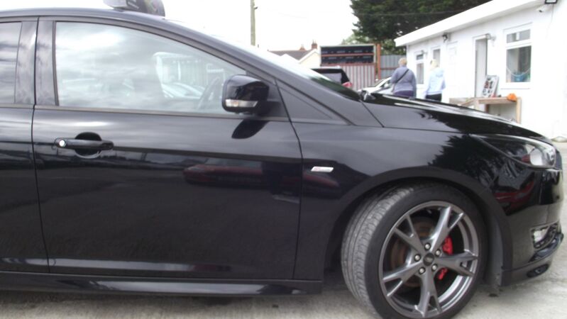 FORD FOCUS